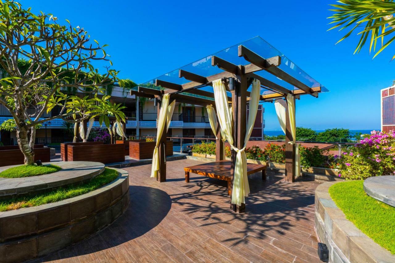 Vouk Hotel And Suites Nusa Dua  Kültér fotó