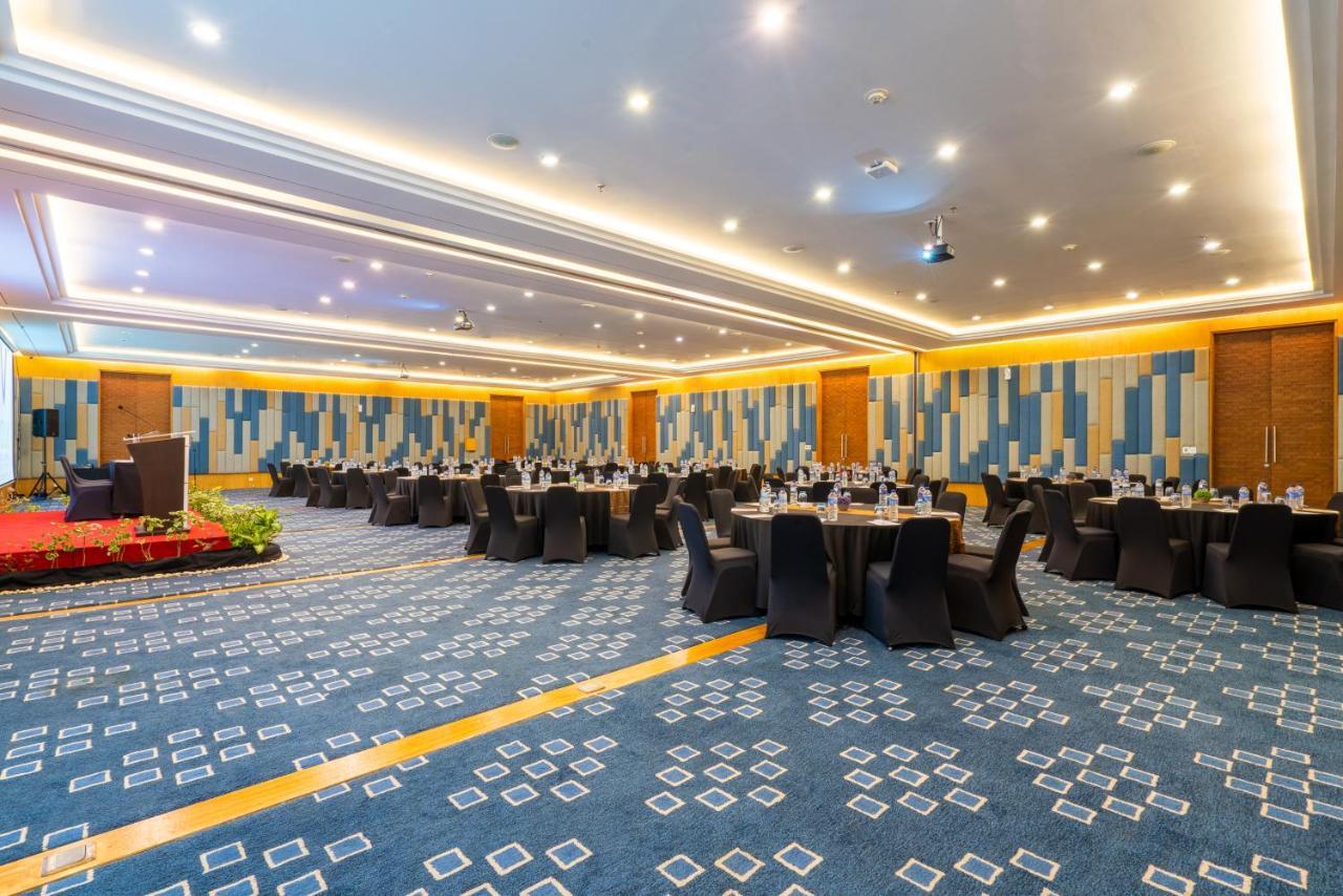 Vouk Hotel And Suites Nusa Dua  Kültér fotó
